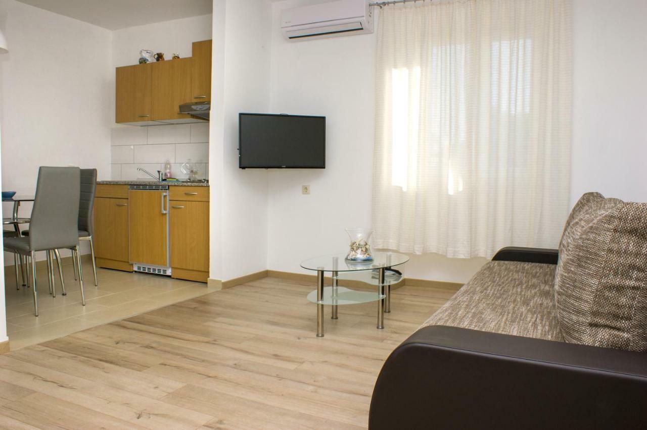 Apartments Martina Banjole Exterior photo
